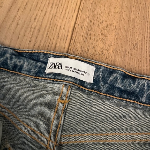 Zara cropped flare denim size 38 / US 6 - Picture 4 of 4